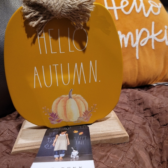 Rae Dunn | NWT HELLO AUTUMN Metal & Wood Fall Thanksgiving Decor Sign tin - Picture 4 of 4